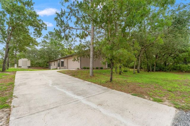 8330 COCKATOO ROAD, Weeki Wachee, FL 34613
