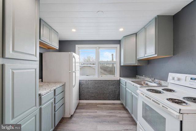 308 HOFFMANSVILLE RD, Bechtelsville, PA 19505