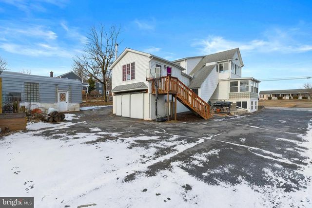 308 HOFFMANSVILLE RD, Bechtelsville, PA 19505