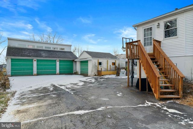 308 HOFFMANSVILLE RD, Bechtelsville, PA 19505