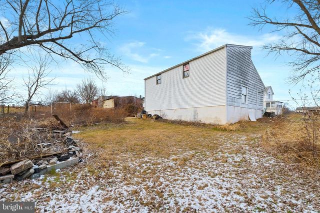 308 HOFFMANSVILLE RD, Bechtelsville, PA 19505