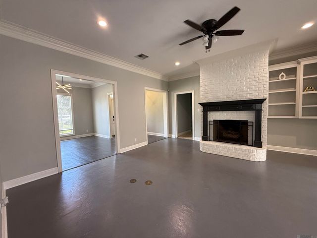 15518 Therese Ct, Prairieville, LA 70769
