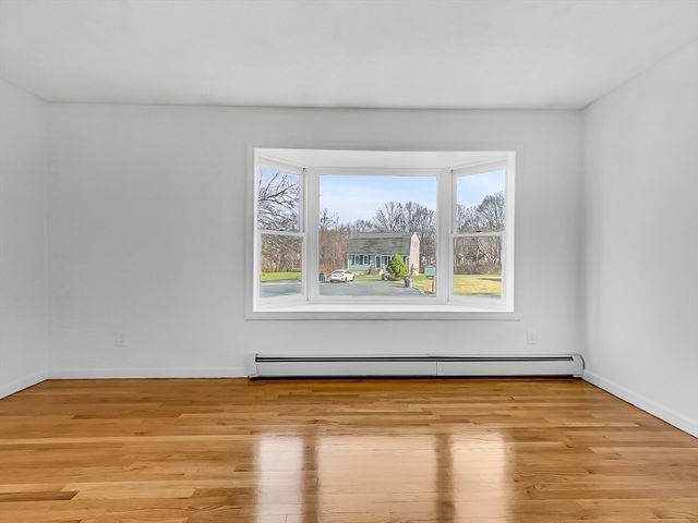 3 Balfour Ct, Haverhill, MA 01835