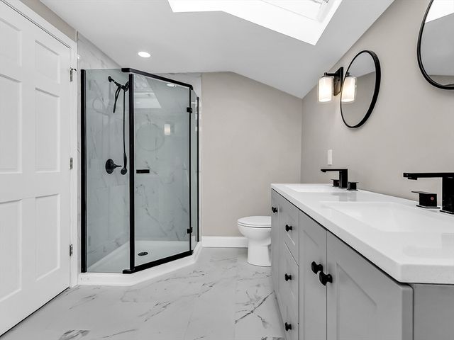 3 Balfour Ct, Haverhill, MA 01835