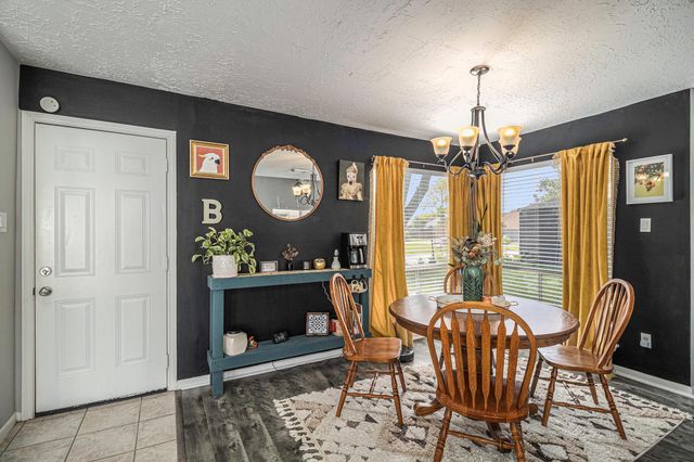 2211 Cottonwood Court, Missouri City, TX 77459