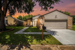 2211 Cottonwood Court, Missouri City, TX 77459
