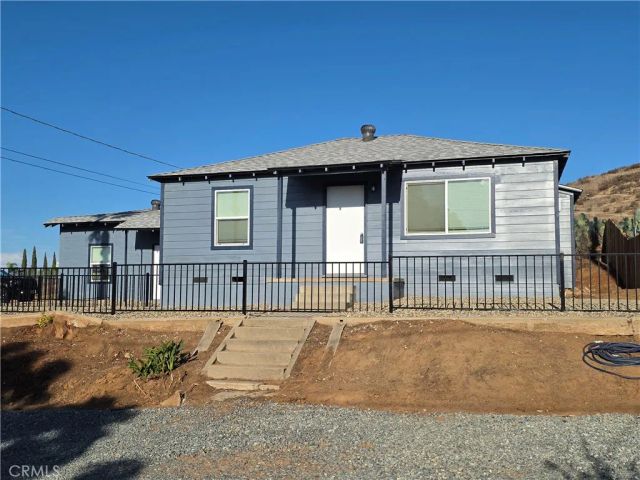 10090 Eddystone, Riverside, CA 92503
