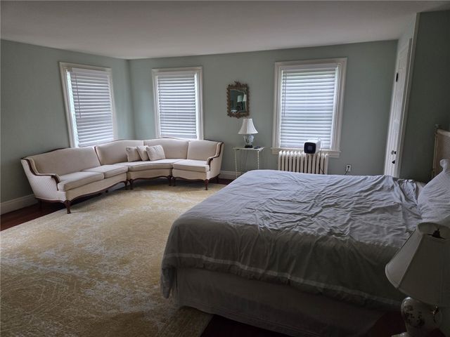 45 Woodlawn Avenue 1, Bristol, RI 02809