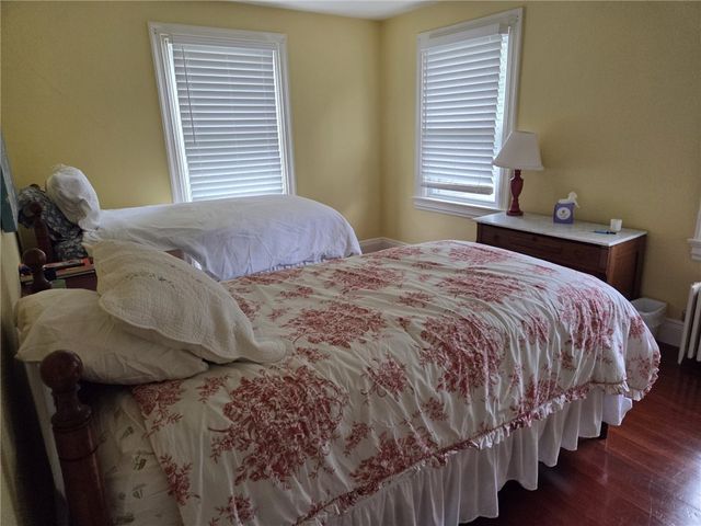 45 Woodlawn Avenue 1, Bristol, RI 02809