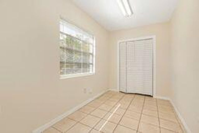 5003 Garden Avenue, West Palm Beach, FL 33405