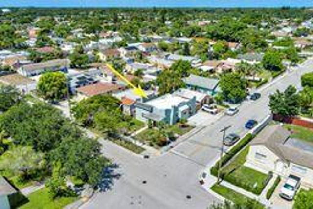 5003 Garden Avenue, West Palm Beach, FL 33405