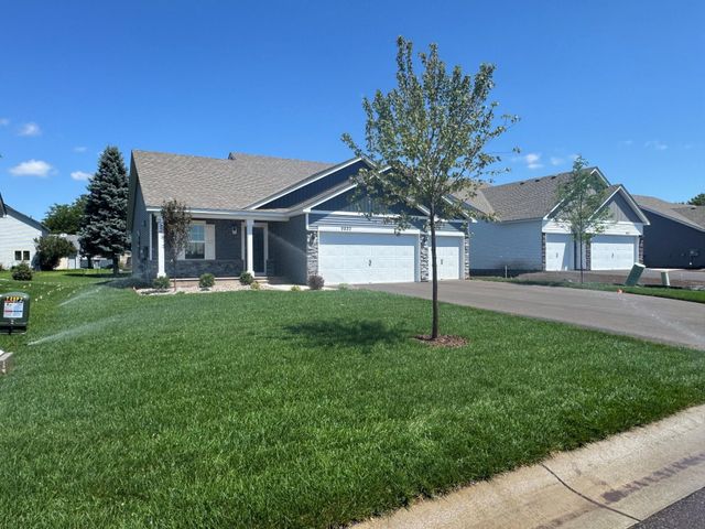 9820 Upper 89th Street S, Cottage Grove, MN 55016