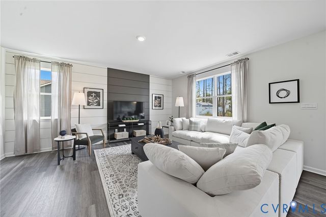 4206 Eagle Dr, Hopewell, VA 23860