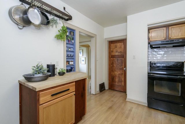 3848 2nd STREET, Milwaukee, WI 53207