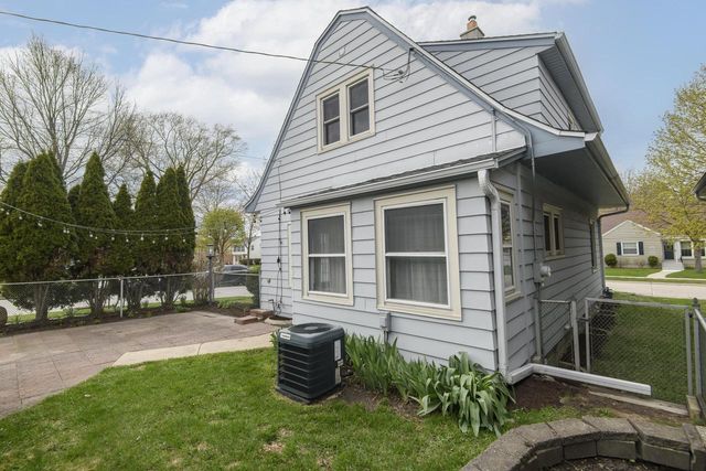 3848 2nd STREET, Milwaukee, WI 53207