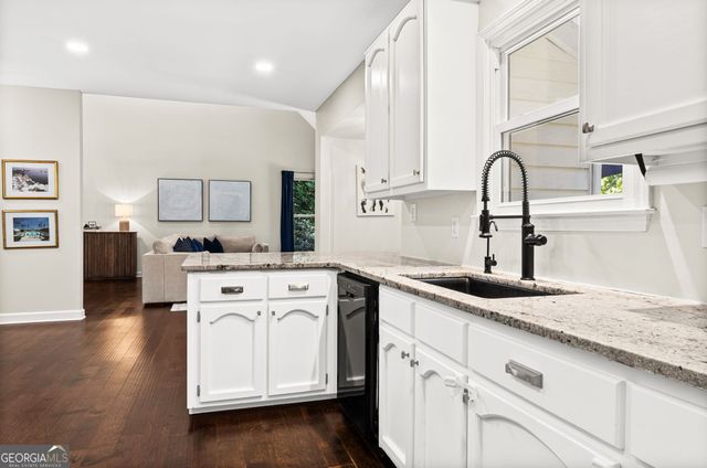 193 MOSBY WOODS Drive, Newnan, GA 30265