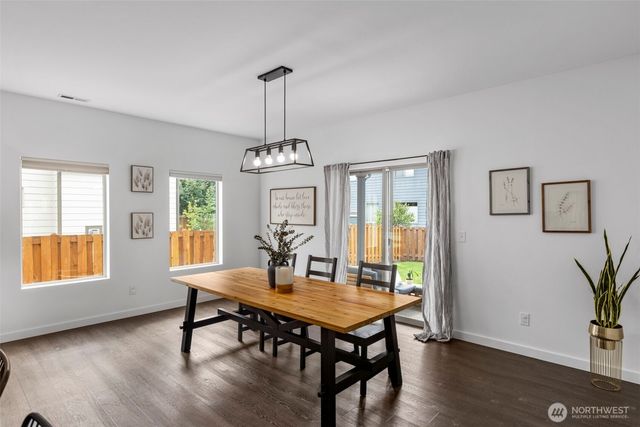 377 S Sergeant Street, Buckley, WA 98321