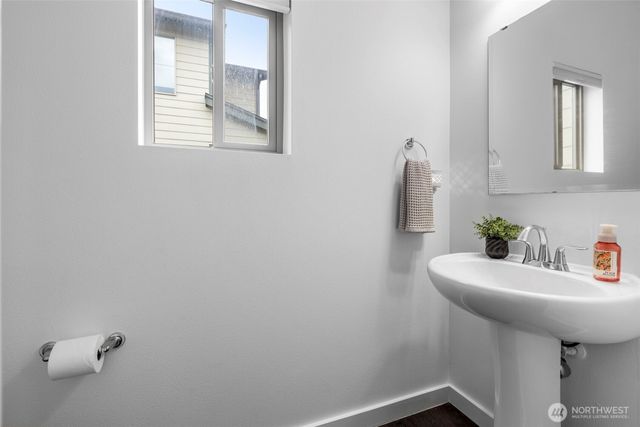 377 S Sergeant Street, Buckley, WA 98321