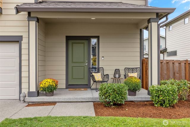 377 S Sergeant Street, Buckley, WA 98321