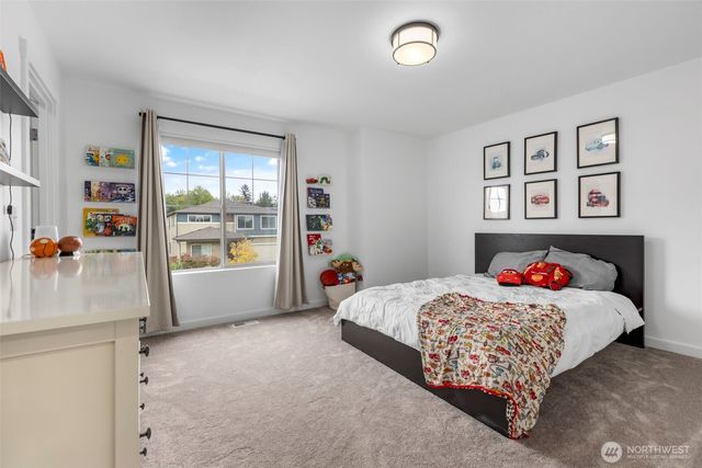 377 S Sergeant Street, Buckley, WA 98321
