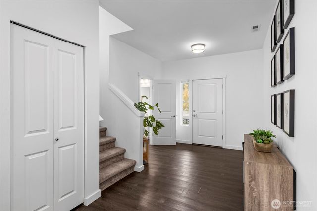 377 S Sergeant Street, Buckley, WA 98321