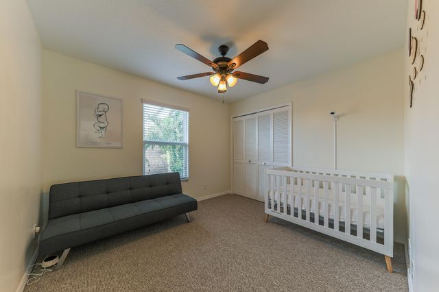 9 Meadows Park Lane, Boynton Beach, FL 33436