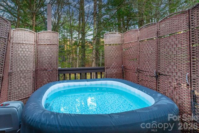 649 Ransom Street, Blowing Rock, NC 28605