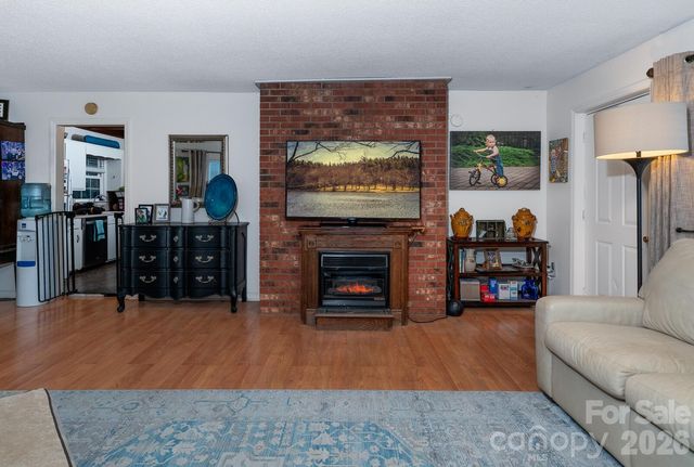 649 Ransom Street, Blowing Rock, NC 28605