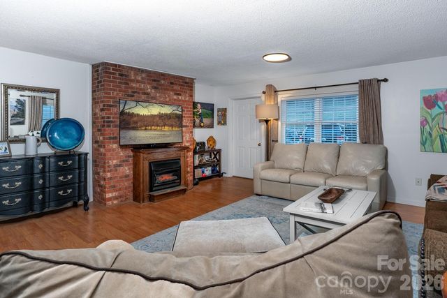 649 Ransom Street, Blowing Rock, NC 28605