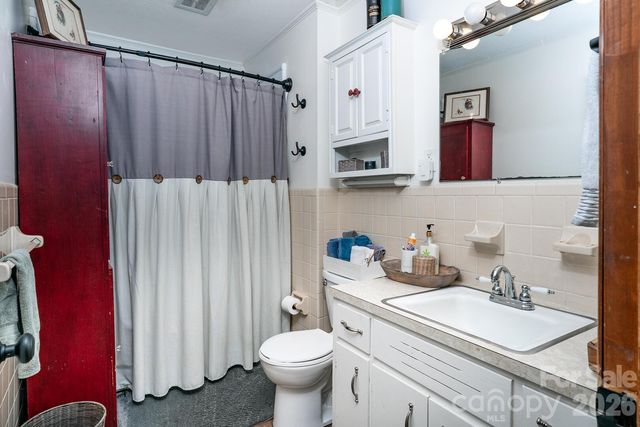 649 Ransom Street, Blowing Rock, NC 28605