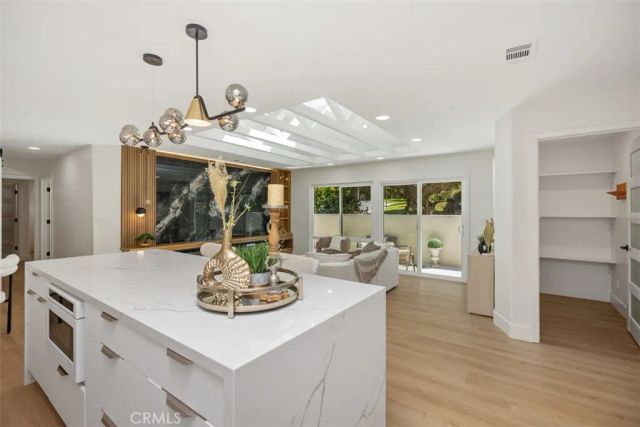 3253 San Amadeo P, Laguna Woods, CA 92637