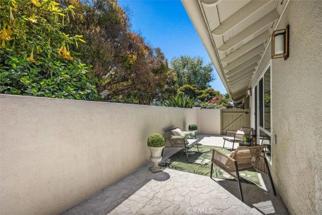 3253 San Amadeo P, Laguna Woods, CA 92637