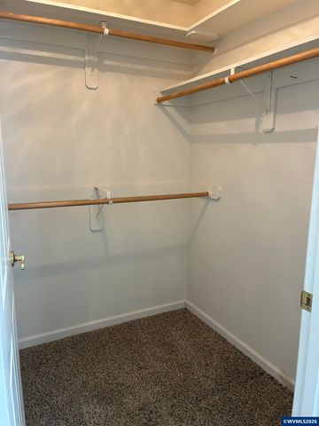 571 Hobson St, Stayton, OR 97383