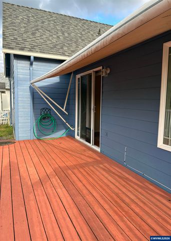 571 Hobson St, Stayton, OR 97383