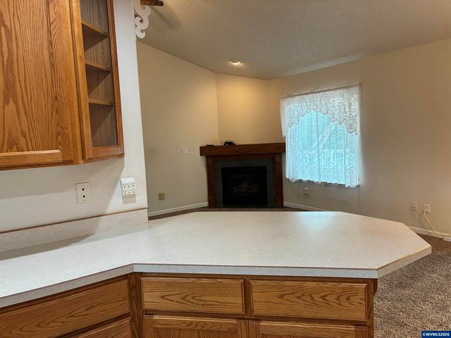 571 Hobson St, Stayton, OR 97383