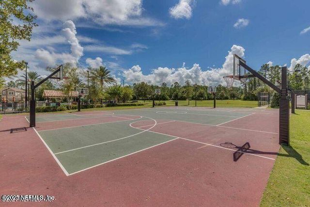 526 RICHMOND Drive, St. Johns, FL 32259
