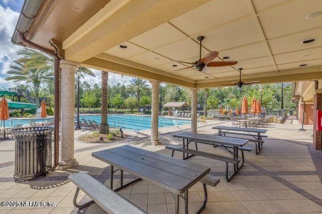 526 RICHMOND Drive, St. Johns, FL 32259