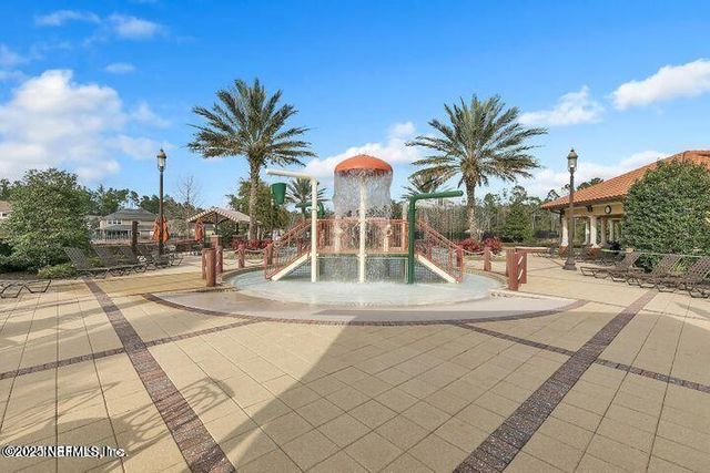 526 RICHMOND Drive, St. Johns, FL 32259