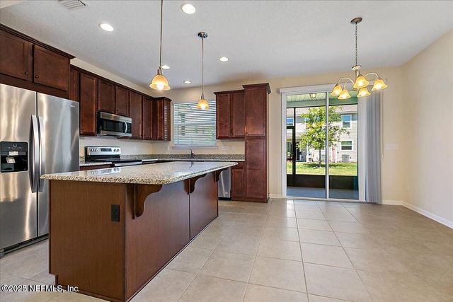 526 RICHMOND Drive, St. Johns, FL 32259