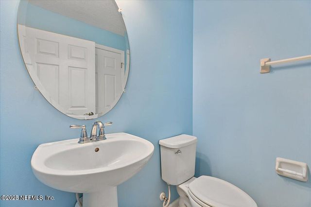 526 RICHMOND Drive, St. Johns, FL 32259