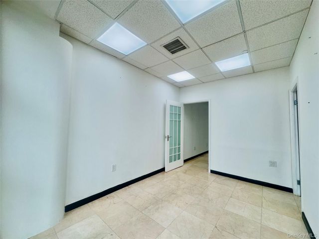 39-07 Prince Street 6F, Flushing, NY 11354