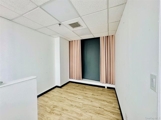 39-07 Prince Street 6F, Flushing, NY 11354