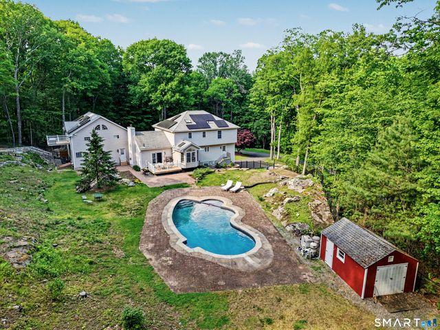 25-1 Macintosh Drive, Oxford, CT 06478