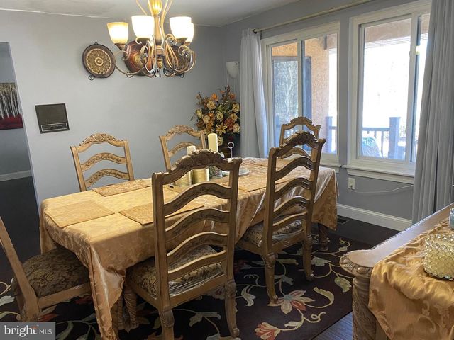 40 CHIPPENHAM DR, Voorhees, NJ 08043