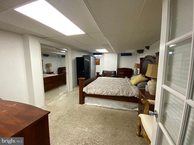 40 CHIPPENHAM DR, Voorhees, NJ 08043