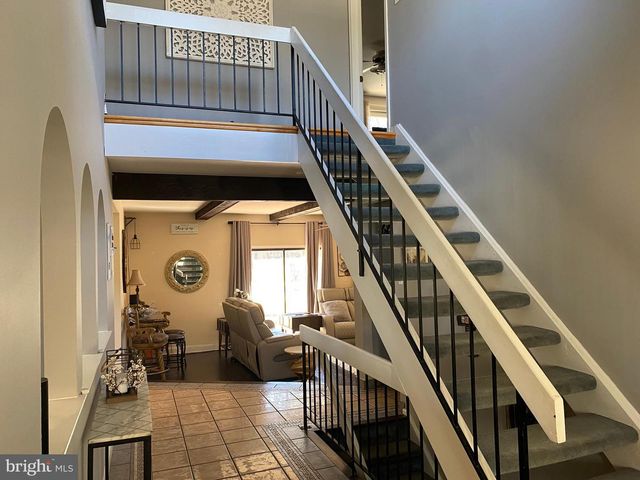 40 CHIPPENHAM DR, Voorhees, NJ 08043