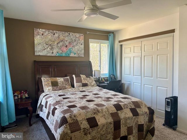 40 CHIPPENHAM DR, Voorhees, NJ 08043