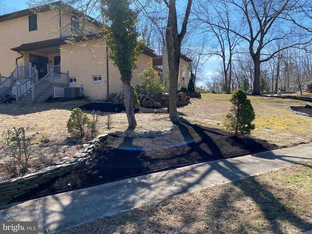 40 CHIPPENHAM DR, Voorhees, NJ 08043