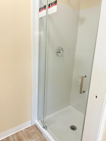 4075 Weymouth Ln, Sacramento, CA 95823