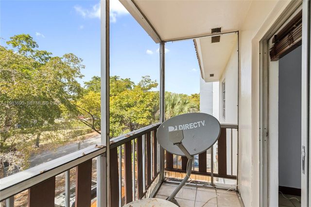 13655 NE 10th Aveue 304, North Miami, FL 33161